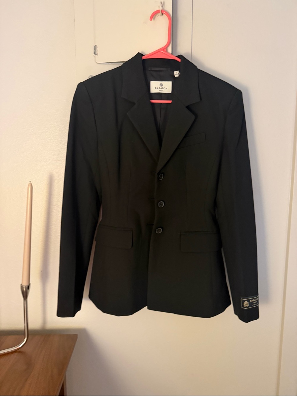 Aritzia Babaton Standout Black Blazer -